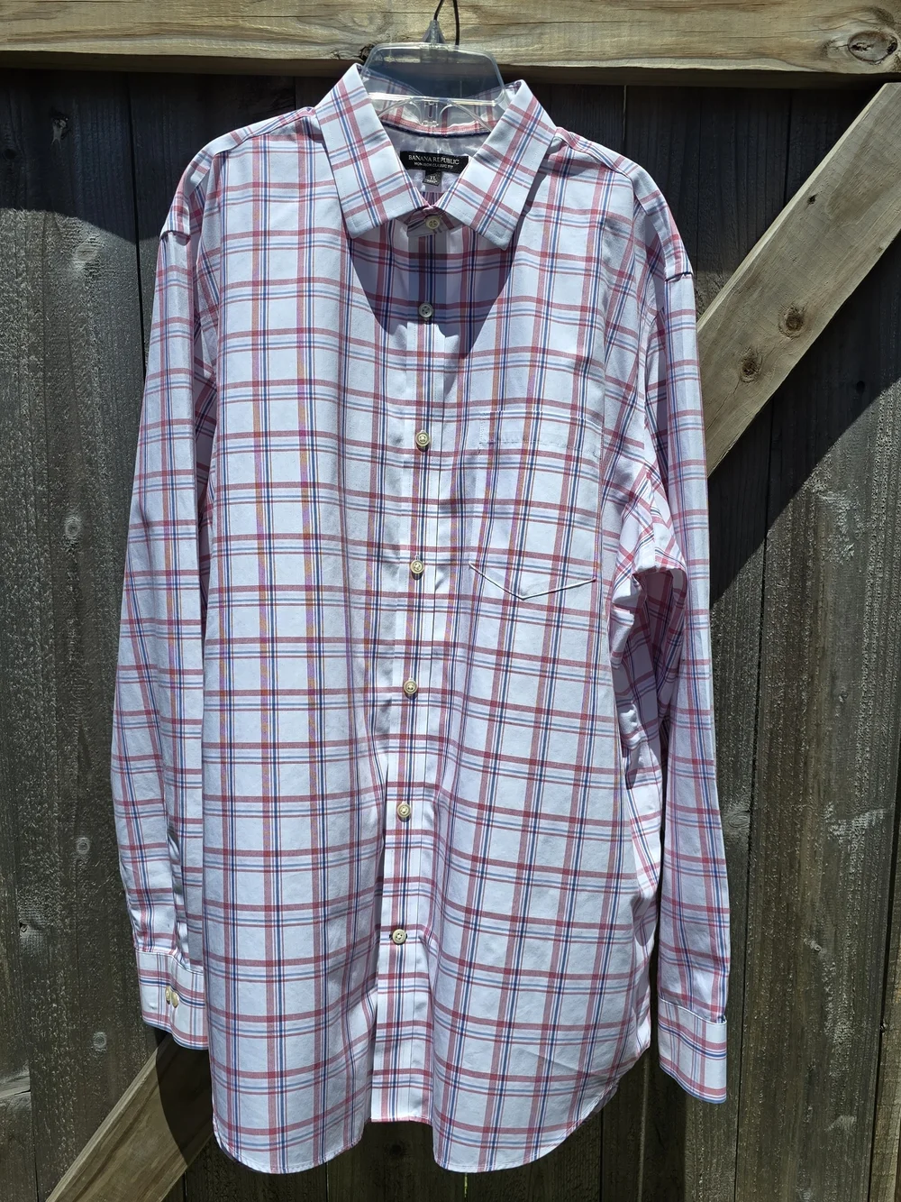 Banana Republic Shirt Mens XL White Red Plaid Long Sleeve Non-Iron Classic Fit